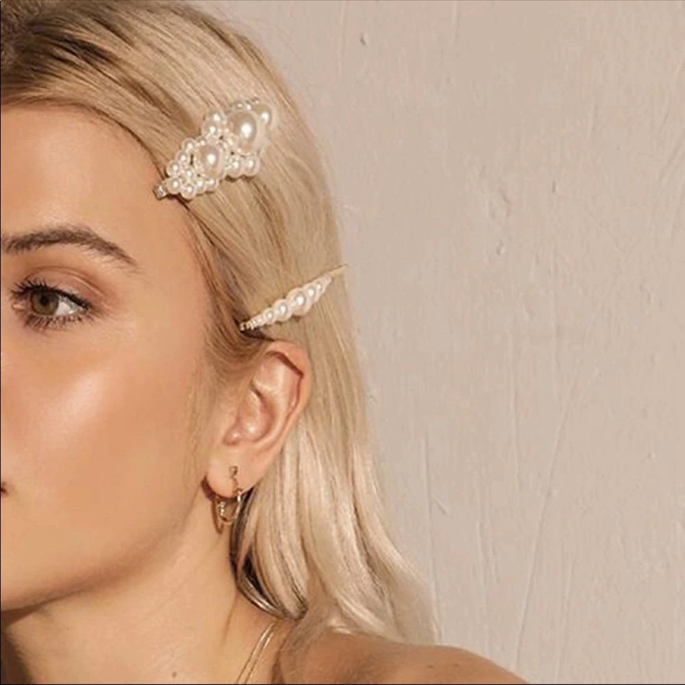 Set 2/hair clips, same style faux pearls - Picture 4 of 7